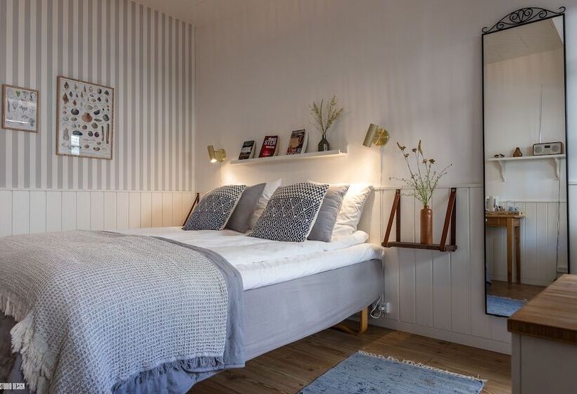 غرفة أساسية, Liseleje Bade