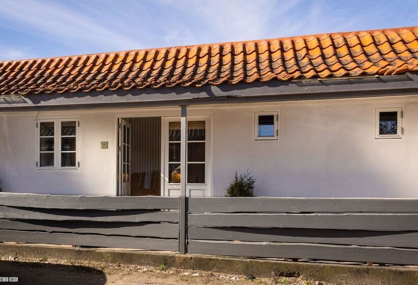 غرفة أساسية, Liseleje Bade