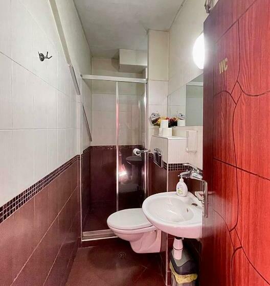 اتاق استاندارد با سرویس بهداشتی مشترک, Rooms Sonata