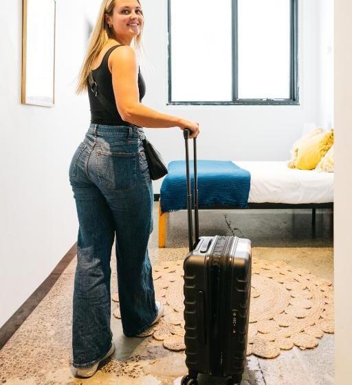 اتاق استاندارد, The Village Glebe