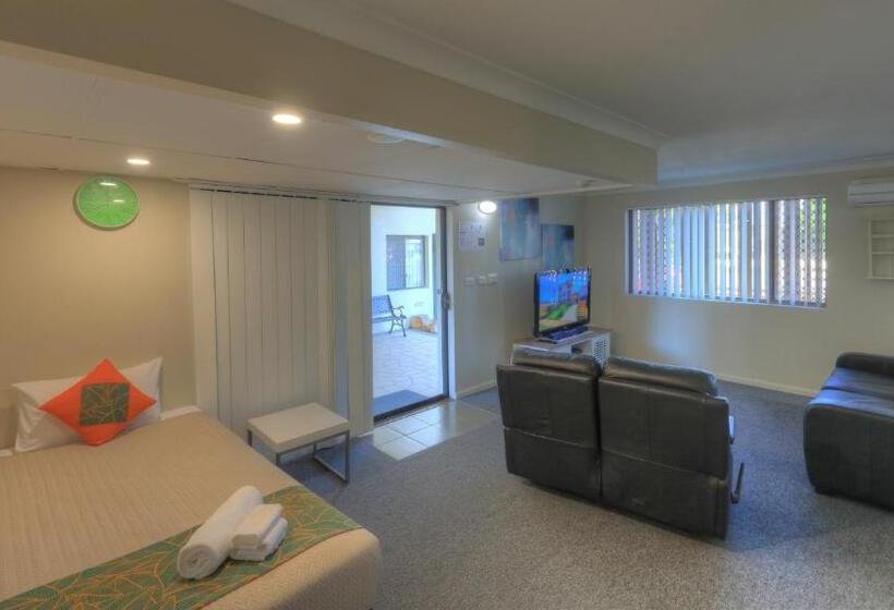 Студия Deluxe, Cleveland Bay Air Motel