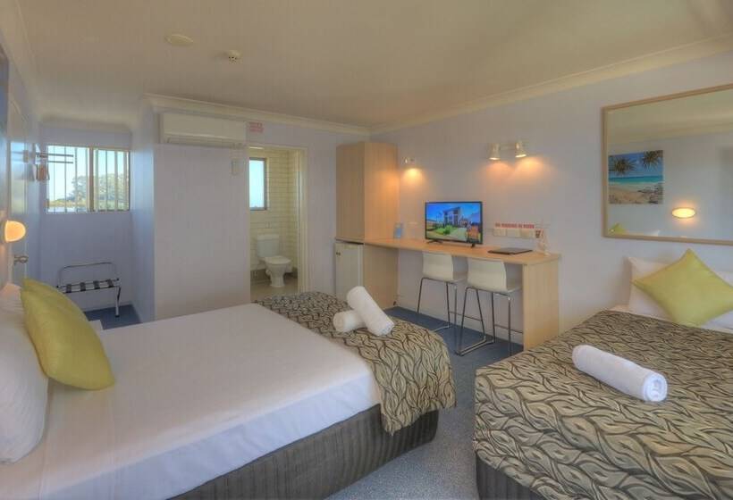 Номер Deluxe, Cleveland Bay Air Motel