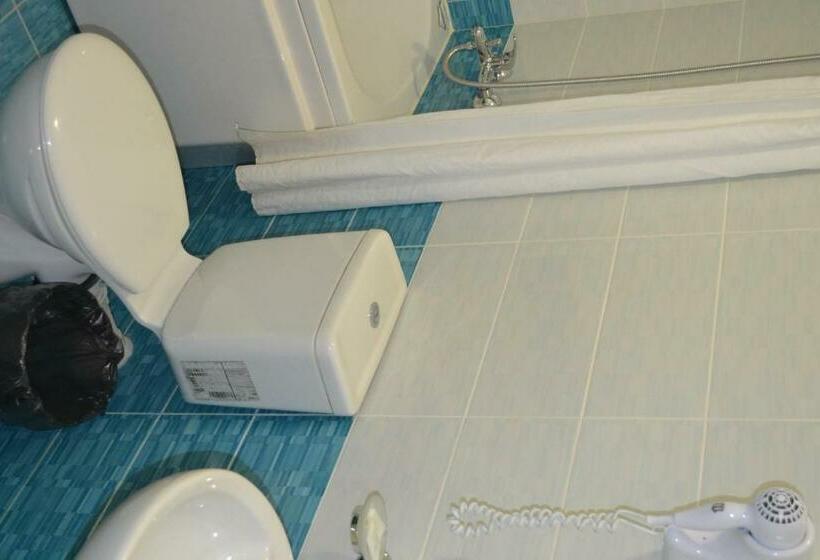 اتاق استاندارد با چشم‌انداز دریا, Family Hotel Magnolia