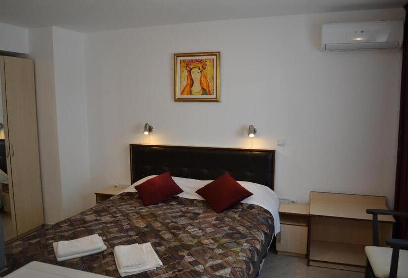 컴포트 룸, Family Hotel Magnolia