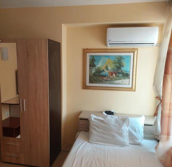 חדר סטנדרט יחיד, Femili Hotel Diveda