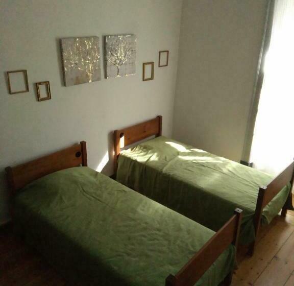 اتاق خانوادگی, Hostel Raymundo