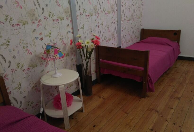 اتاق کلاسیک, Hostel Raymundo