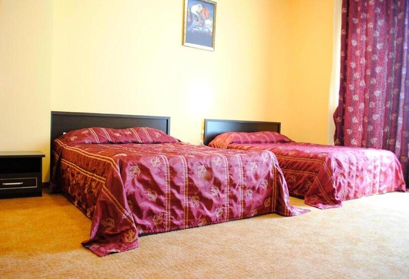 디럭스 주니어 스위트, Aqualand