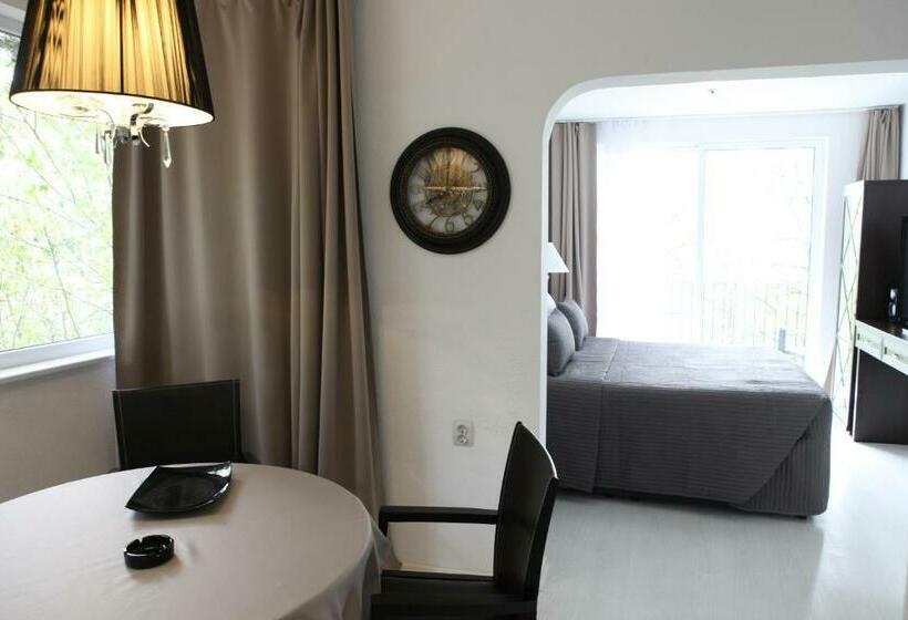 غرفة ديلوكس مزودة بشرفة, Hijata