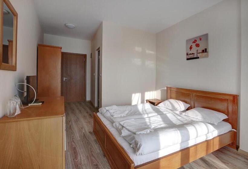 스탠다드 발코니 룸, Jupiter 1 Family