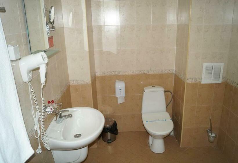 Pokój Standard, Kardjali