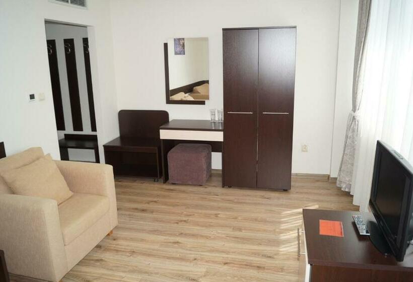 Pokój Deluxe, Kardjali