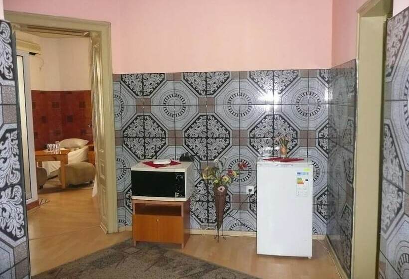 标准间, Shans 2 Hostel