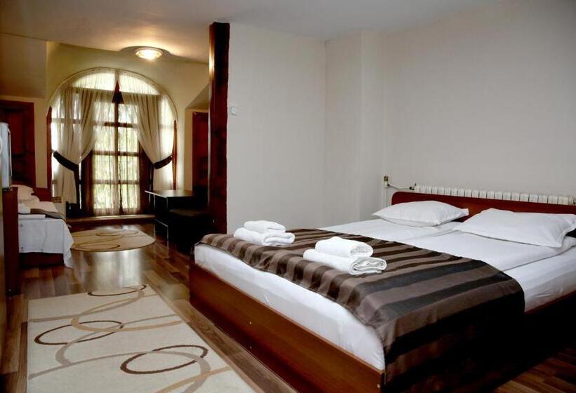 주니어 스위트, St.st. Constantine And Helena