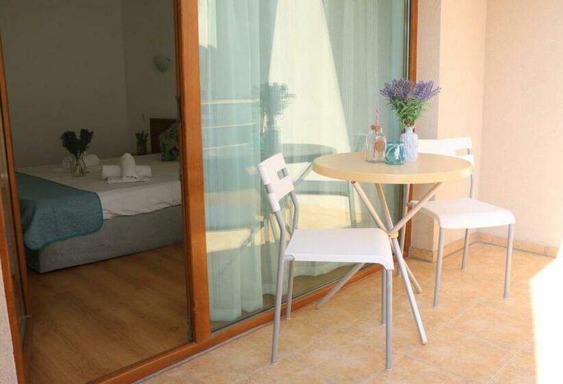 Standard Værelse m. Balkon, Tabanov Beach