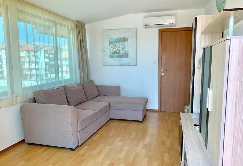 Lejlighed 1 Soveværelse, Tabanov Beach