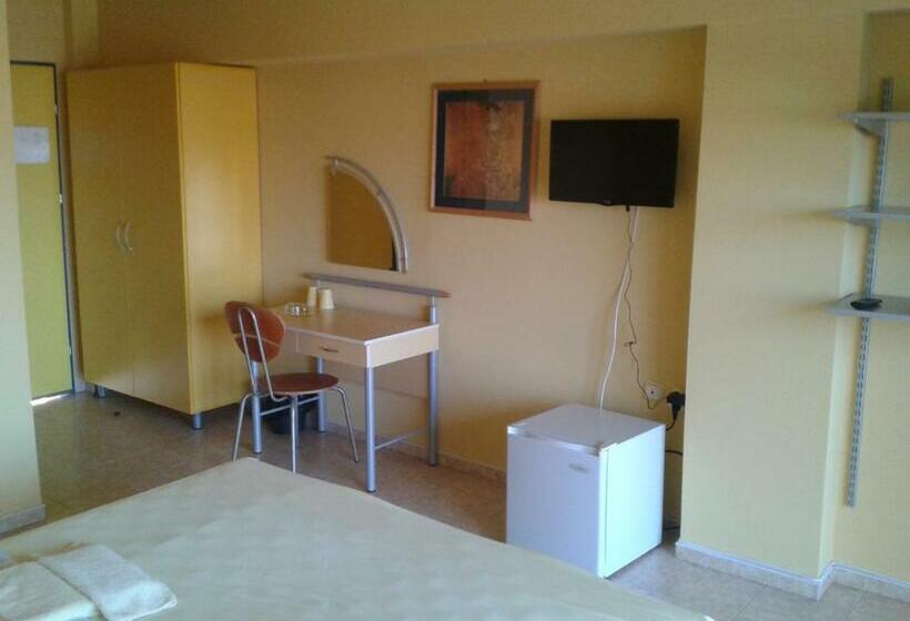 스탠다드 발코니 룸, The Colourful Mansion