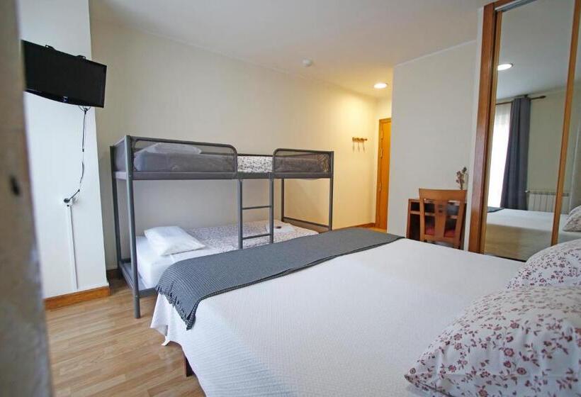 غرفة عائلية, Villa De Colunga