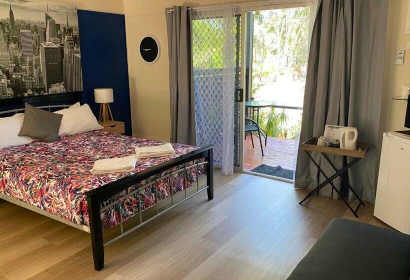 اتاق استاندارد, Colonial Village Resort