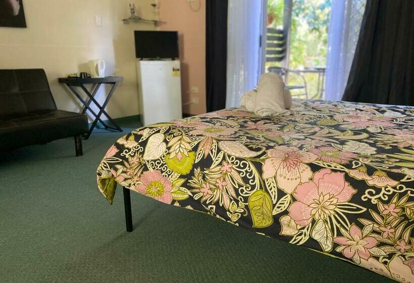 Номер Стандарт, Colonial Village Resort
