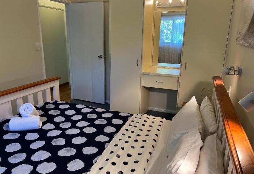 Семейный Номер Deluxe, Colonial Village Resort
