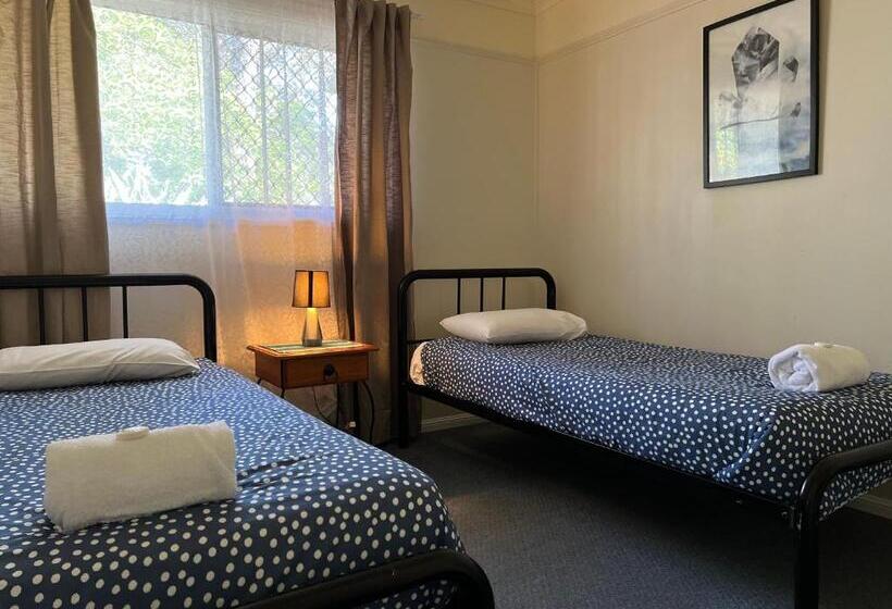 Семейный Номер Deluxe, Colonial Village Resort