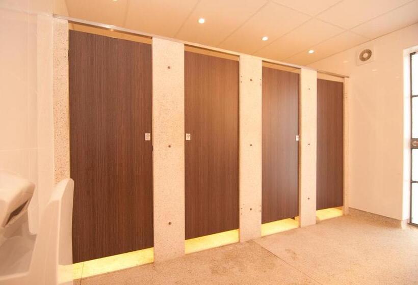 מיטה בחדר משותף, Kangaroo Inn