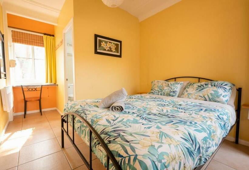 غرفة قياسية, Ozzie Pozzie Backpackers   Port Macquarie Yha