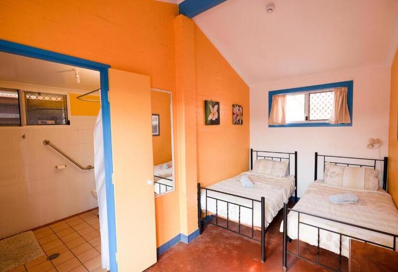 غرفة قياسية, Ozzie Pozzie Backpackers   Port Macquarie Yha