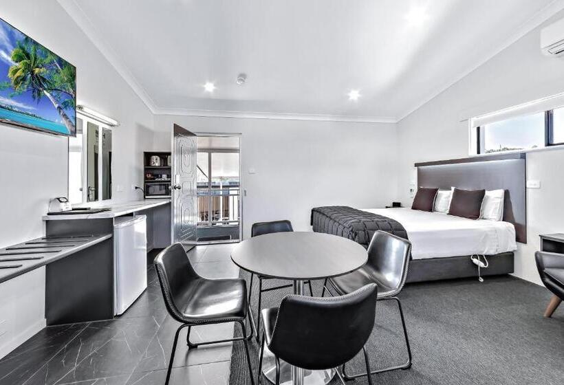 デラックスファミリールーム, Apple & Grape Motel