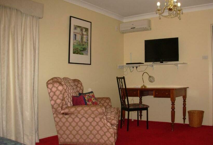Люкс Повышенной Комфортности, Bathurst Heights Bed & Breakfast