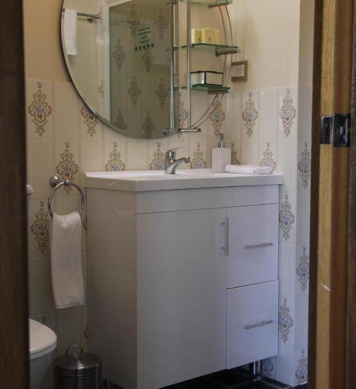 Номер Deluxe с Балконом, Bathurst Heights Bed & Breakfast