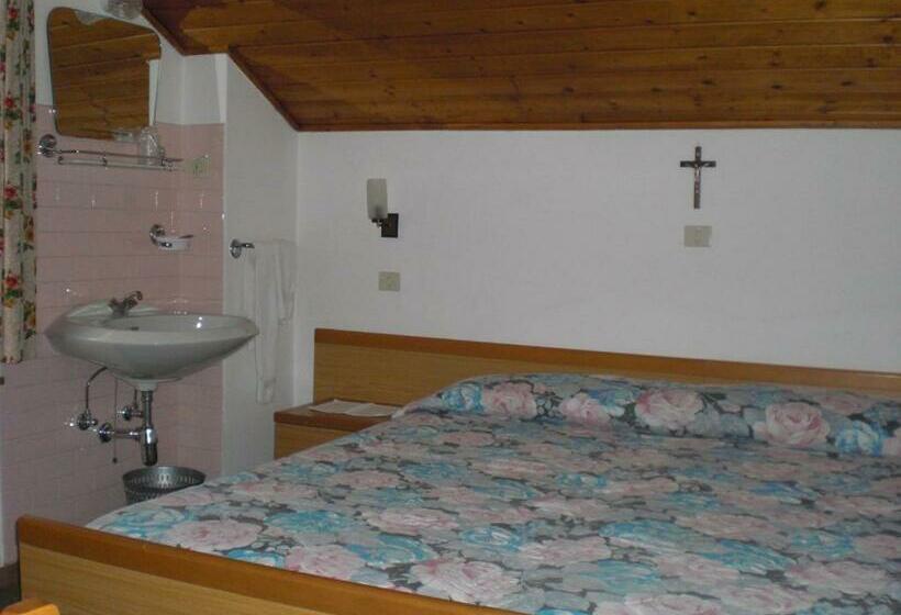 带共用浴室的标准房间, B&b Rosalpina