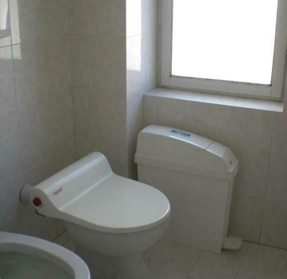 标准单人间共用浴室, B&b Rosalpina