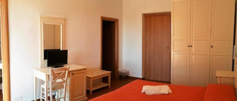 חדר סטנדרט לארבעה, Agrialbergo Capalbio