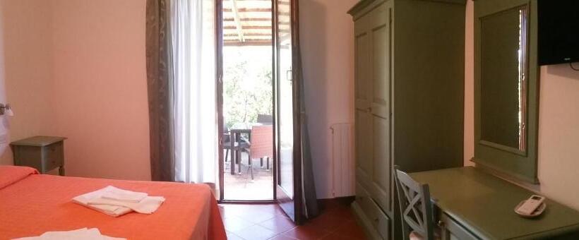 חדר סופריור לארבעה, Agrialbergo Capalbio