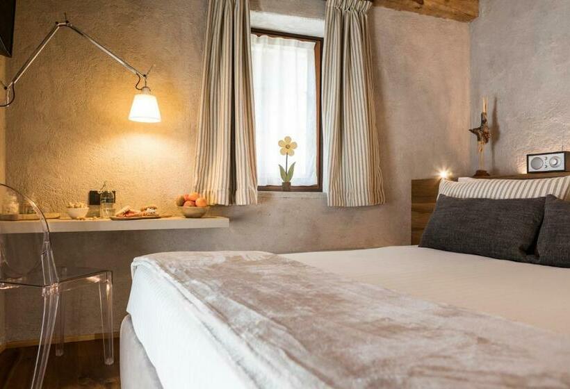 اتاق لوکس, Relais Bondaz