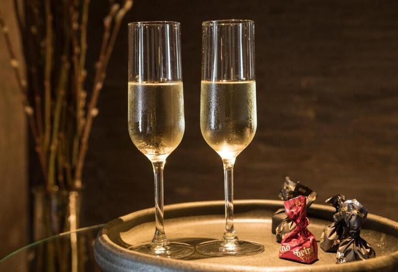 سوییت دوبلکس, Relais Bondaz