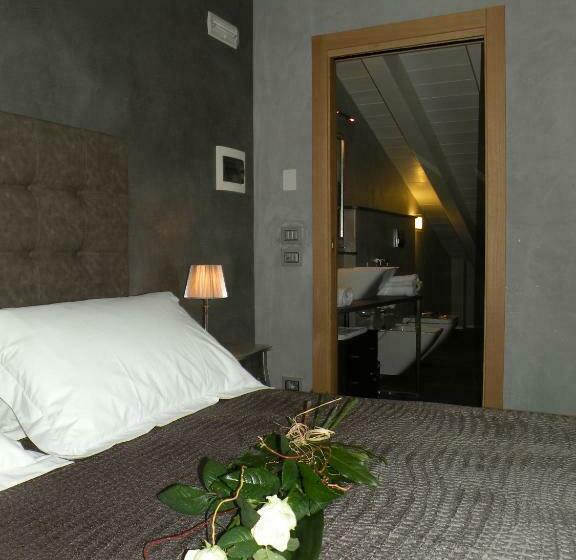 带按摩浴盆的套房, Sweet Life