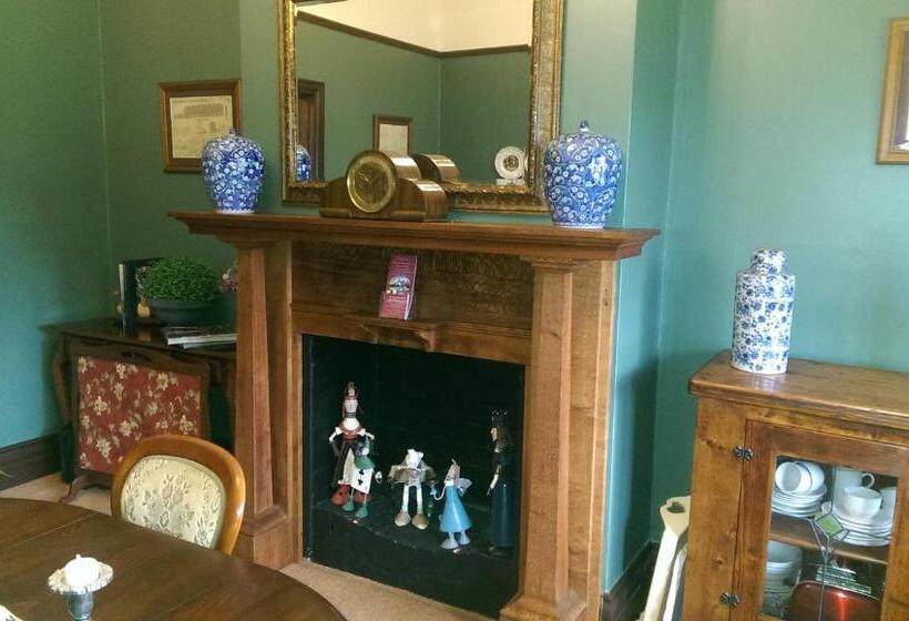 شقة غرفة واحدة, Dalfruin B&b