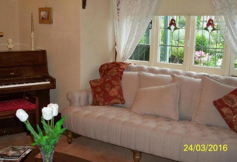 شقة غرفة واحدة, Dalfruin B&b