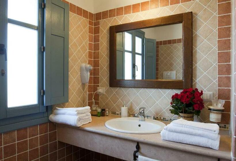 חדר סטנדרט עם מרפסת, Bia Maore