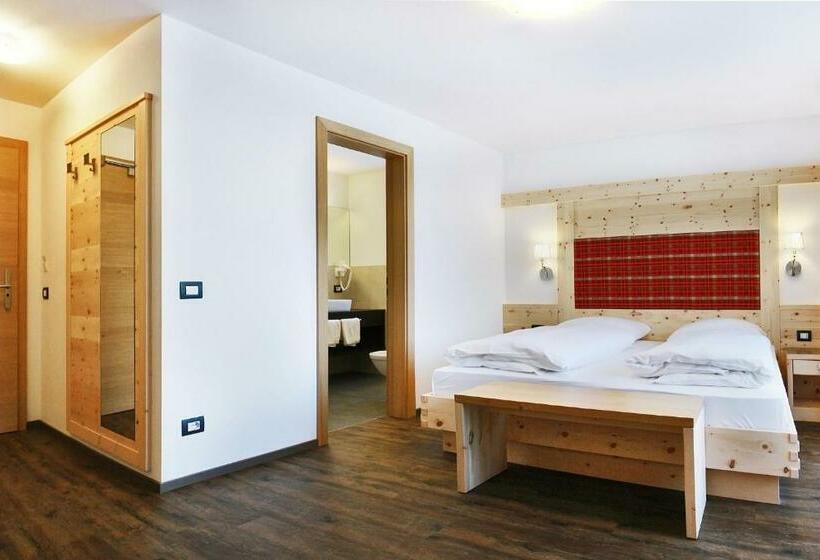 Номер Стандарт с Балконом, B&b La Tranquillitè