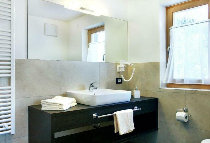 Номер Стандарт с Балконом, B&b La Tranquillitè