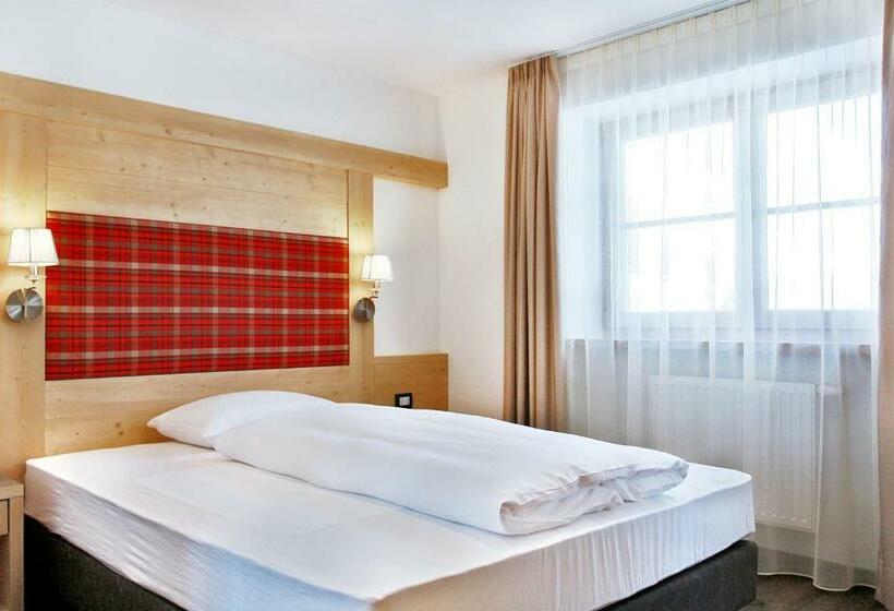 Номер Стандарт Индивидуальный с Балконом, B&b La Tranquillitè