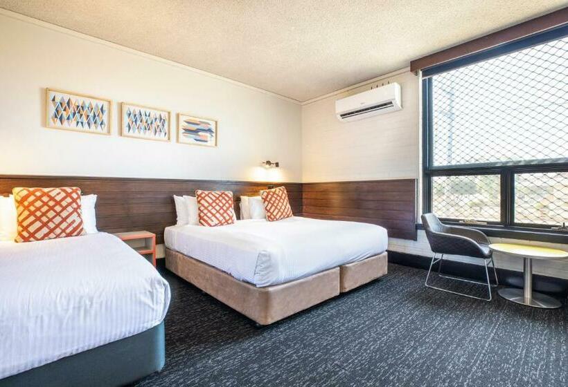 סטודיו סטנדרט, מיטה זוגית, Nightcap At Glengala