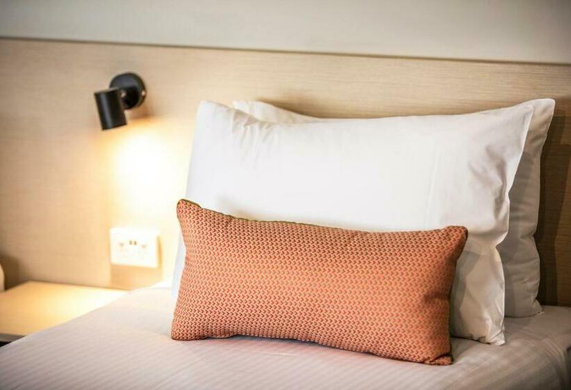 סטודיו סטנדרט, מיטה זוגית, Nightcap At Glengala