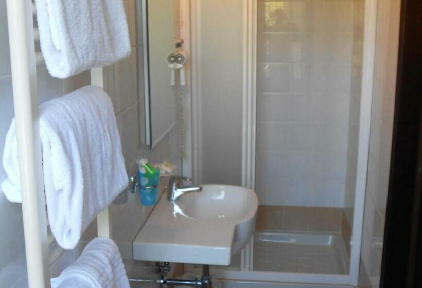 Семейный Номер, Tenda Rossa