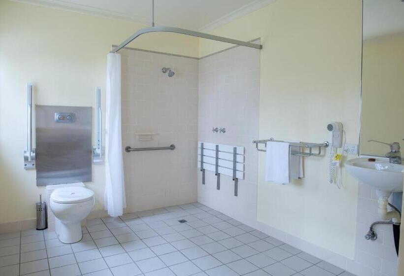 デラックストリプルルーム, Linaker Art Deco Motel