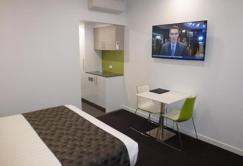 غرفة ديلوكس, Tower Motor Inn